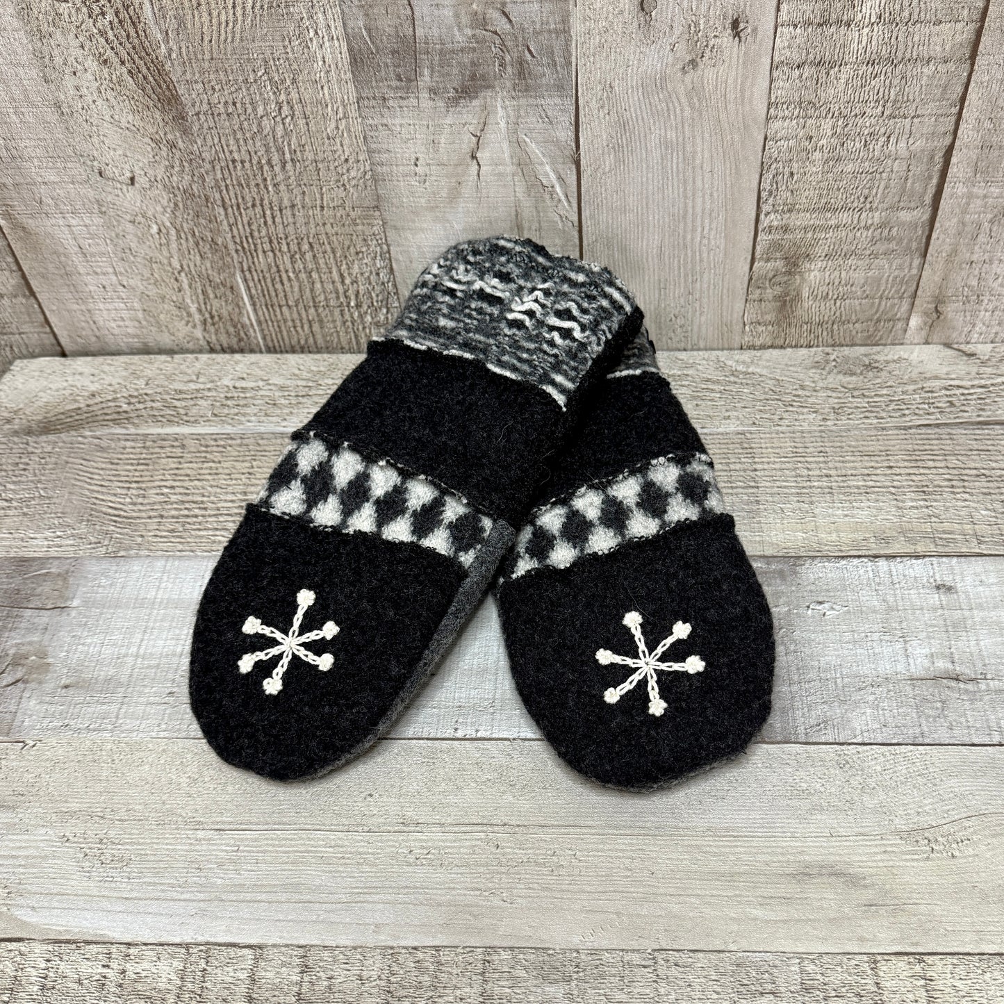 Mitaines en laine bouillie - Woolflower