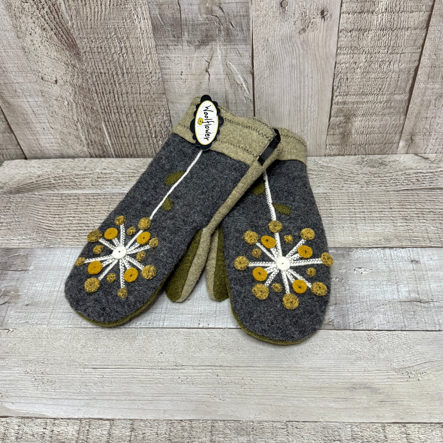 Mitaines en laine bouillie - Woolflower
