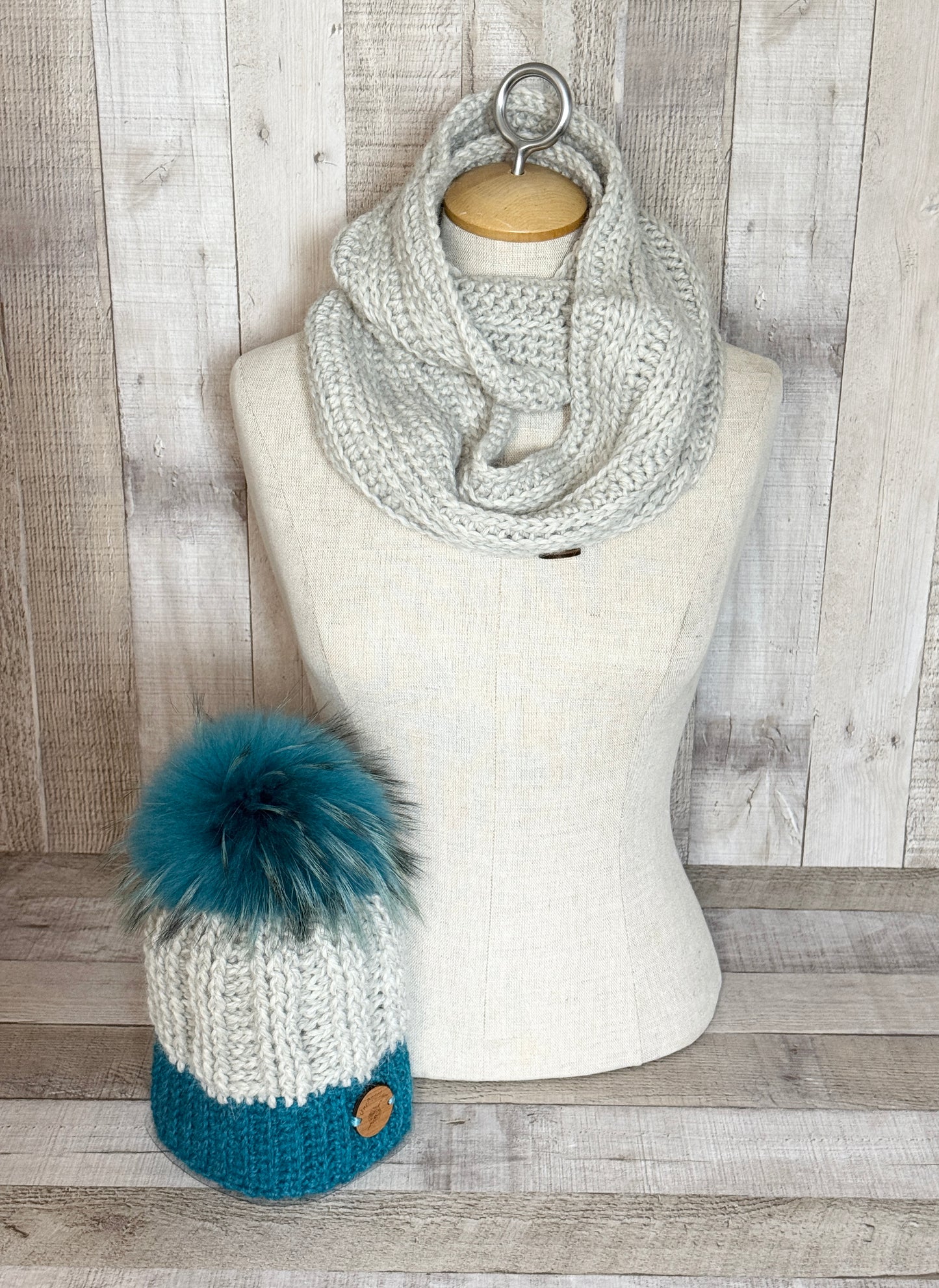 Ensemble tuque et écharpe en alpaga et laine